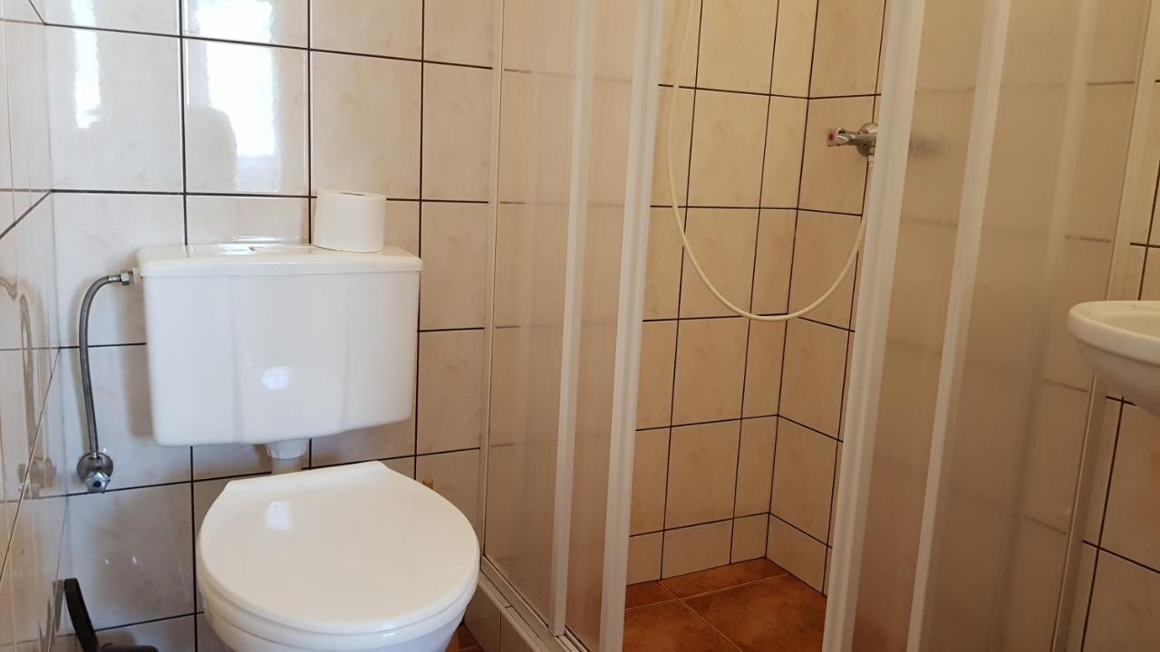 Wynajem Pokoi Hotel Kołobrzeg Eksteriør billede